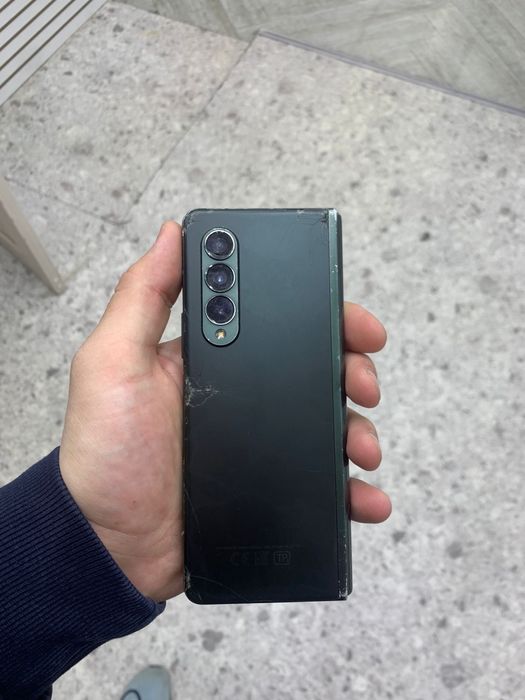Samsung z fold 3 256/12