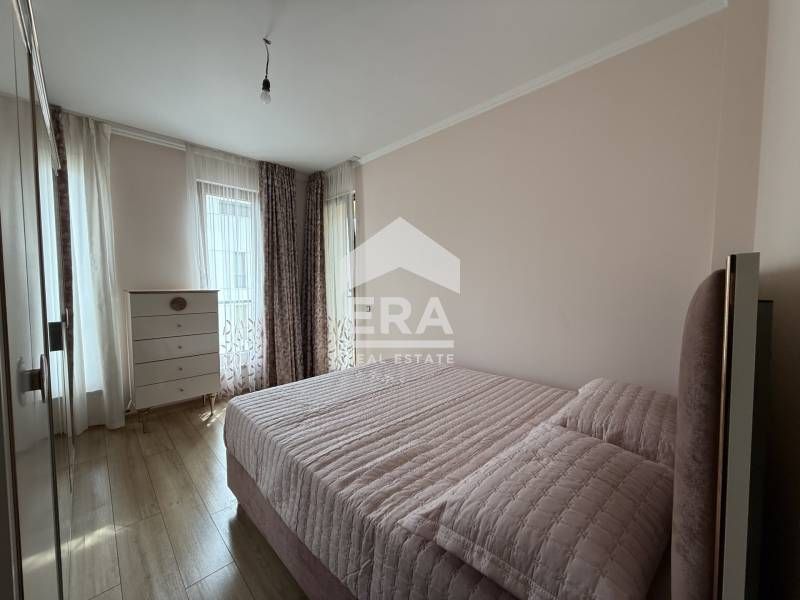 Продава се Тристаен апартамент в Варна, Трошево - 95 кв.м за 3222 €/кв.м - Снимка #5