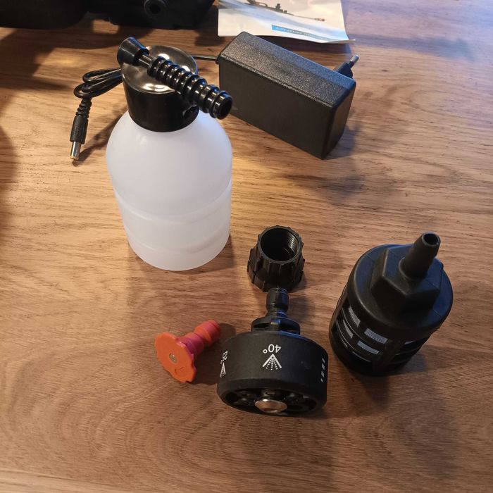 НОВА! Безжична акумулаторна водоструйка 90 bar с 6-в-1 дюза, 5м маркуч