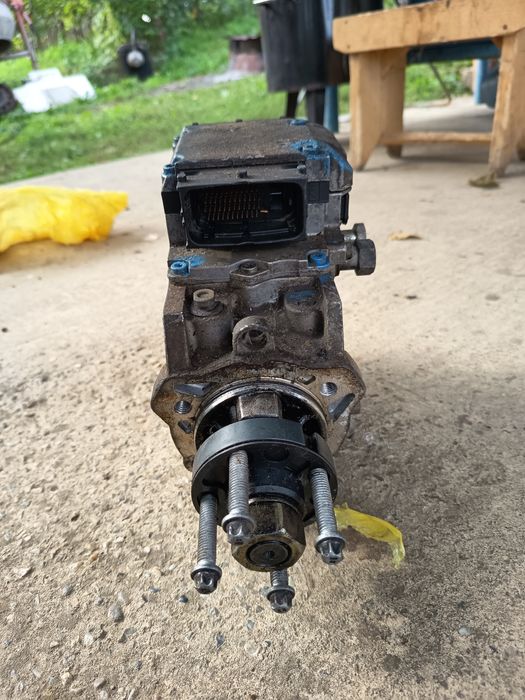 Pompa de injecție pentru Opel Zafira 2 L