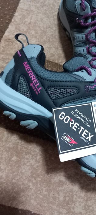 ghete bocanci Merrell goretex