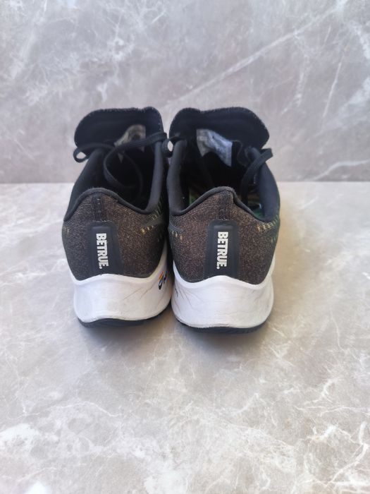 Nike Air Zoom Pegasus 37 номер 40,5