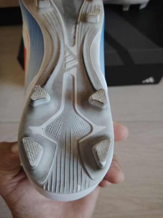 Бутонки adidas 42