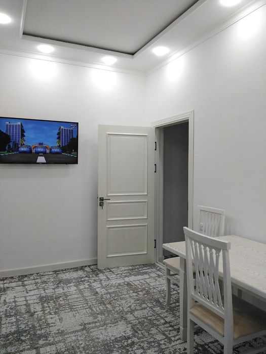 УйСотилади.Зарафшон домдан,хамма кулайликлари билан.