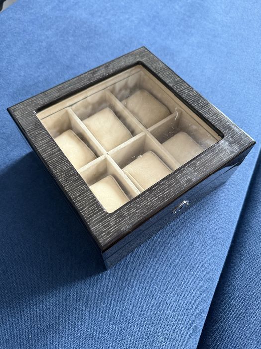 Футляр для часов