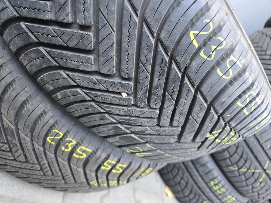 235 55 19 hankook m+s