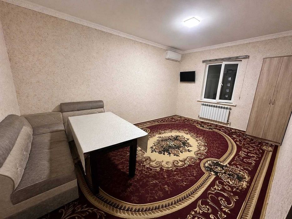 Kvartira sotiladi. Ohangaron shaharda 4mkda 27-dom 5-qavat 4-xonali