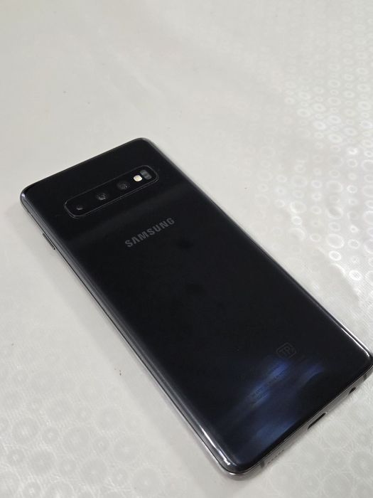 Samsung S10 / Самсунг S10