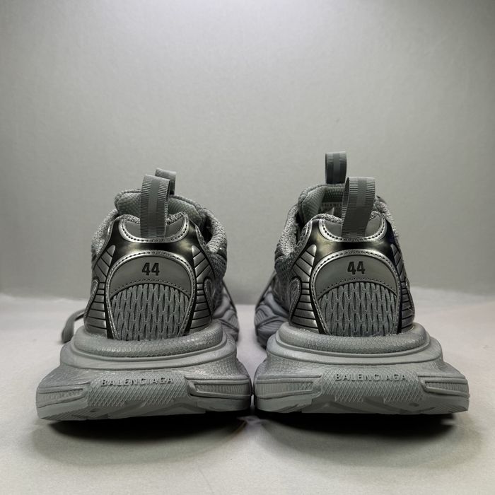 Balenciaga 3XL Grey-White! НОВИ!