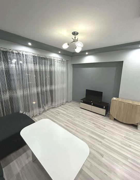 Дава се под наем Двустаен апартамент в Варна, Победа - 55 кв.м за 448.8 € - Снимка #2