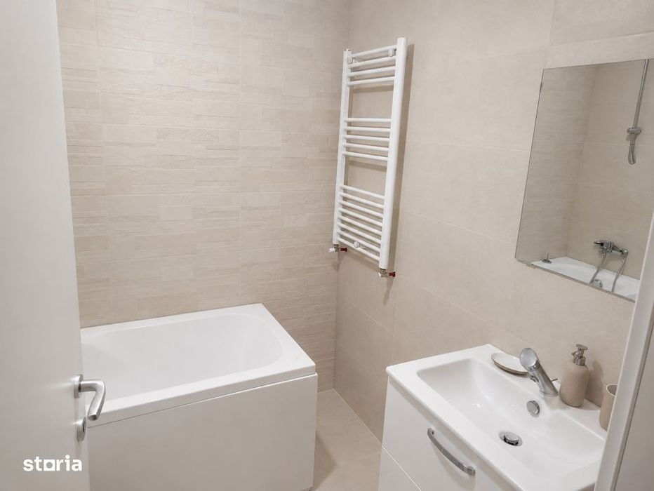 2 Cam | Bloc Nou | Parcare | Metrou | Mobilat