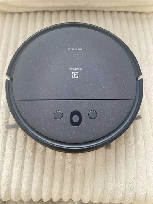 Aspirator robot Electrolux