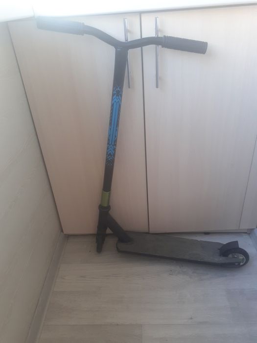 Продам самокат..