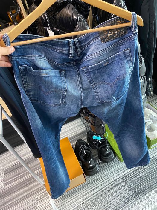 Blugi diesel originali 100% marime- 34