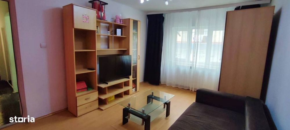 Vindem apartmante in Navodari