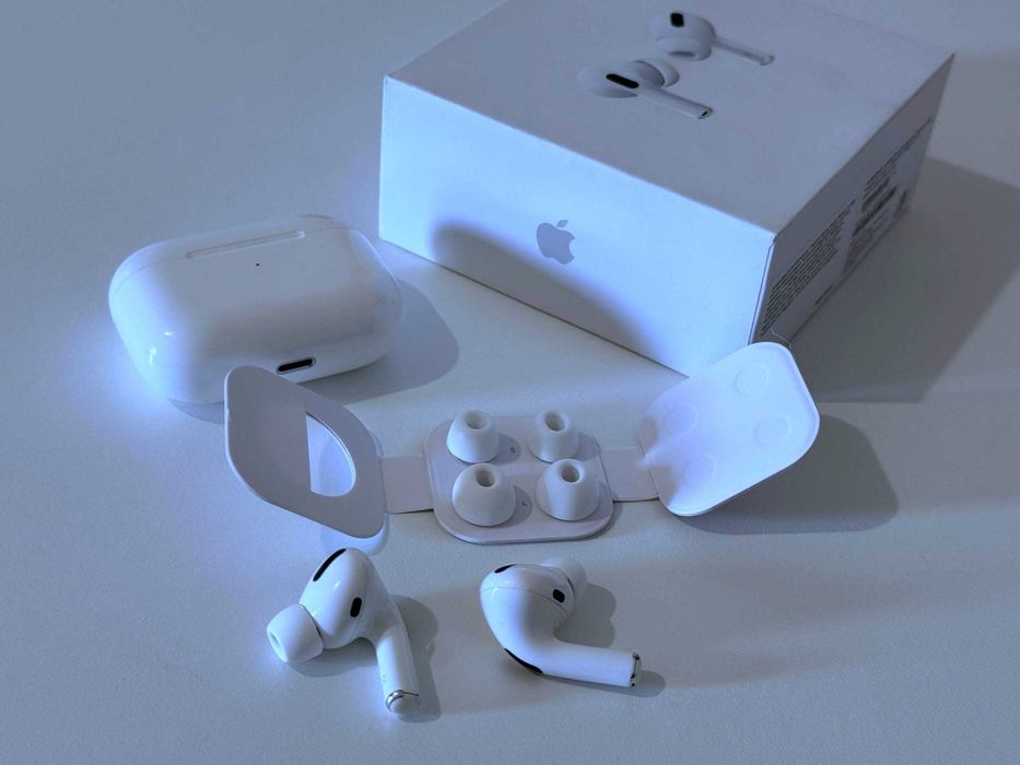 Бартер! Apple AirPods Pro (1-во поколение) Active Noise Cancellation / Transparency Mode