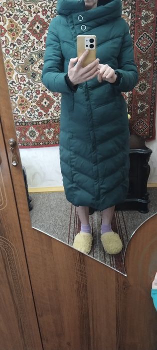 Куртка тёплая( пуховик)