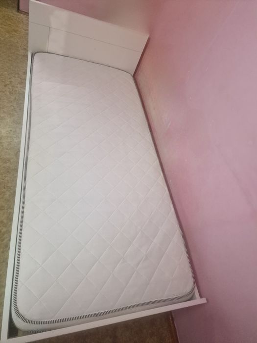 Срочно продам кровать