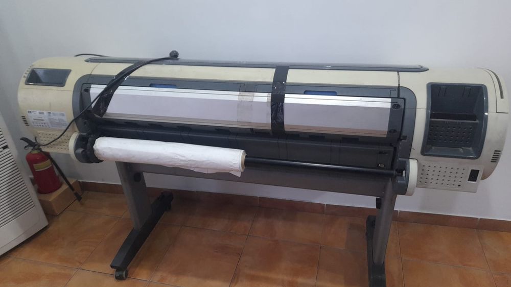 Продается инженерный принтер. Б/у. Использован 2 раза.