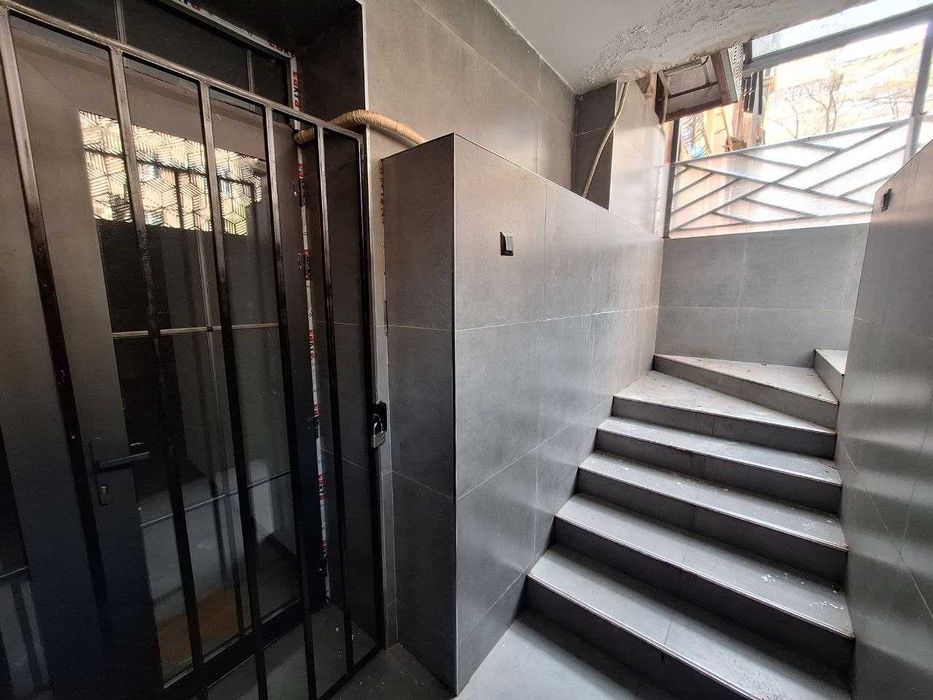 Сдается в аренду помещение офис Ойбек Цум под бизнес оринтир 110 школа