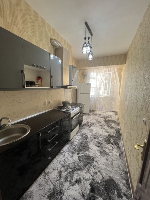 Srochniy kvartira sotiladi manzil sergeli 6a