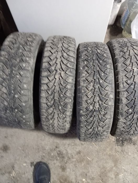 Продам зимние шины