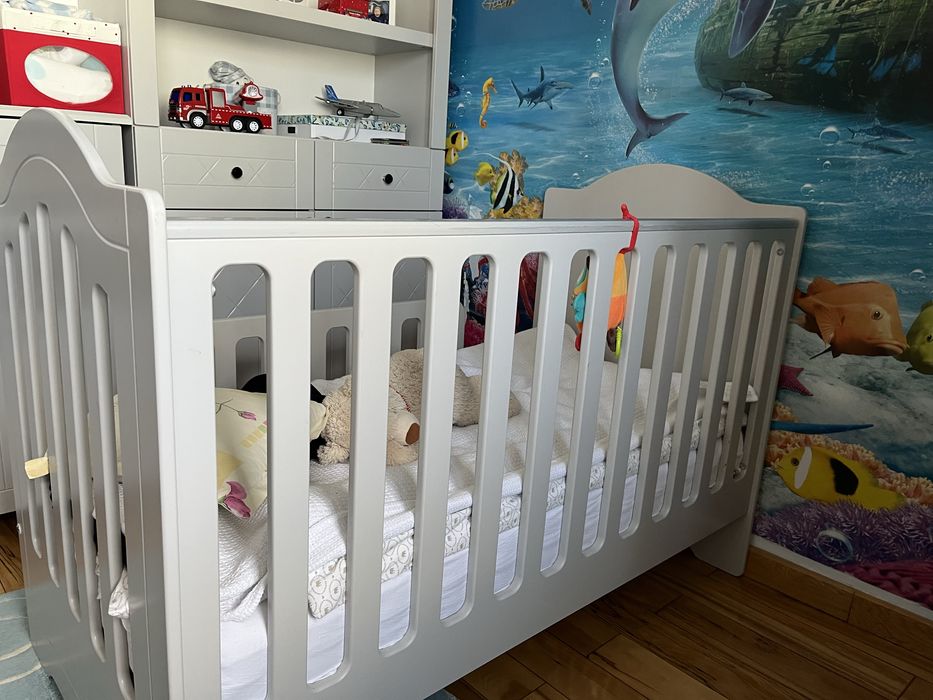 Patut Mobexpert cu saltea inclusa