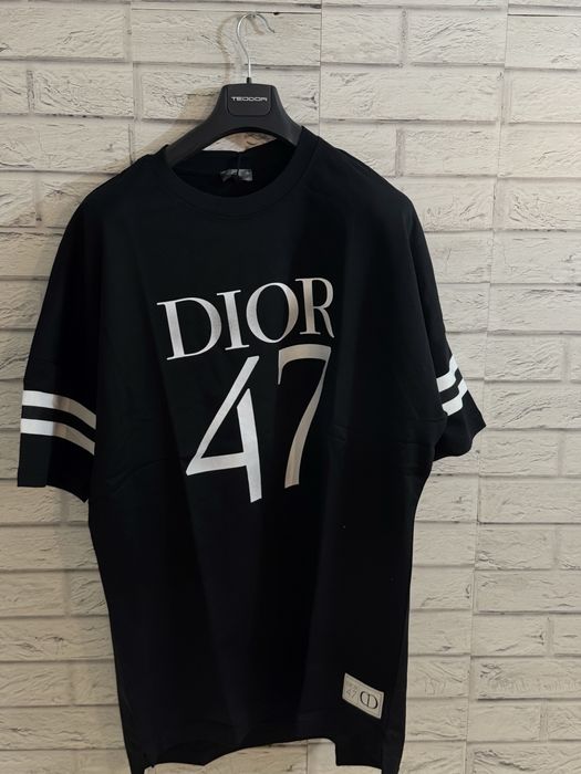 Висок клас тениски.Налични размери S,M,L,Xl,2Xl