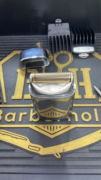 Продам машинку babyliss для барбера(парикмахера)