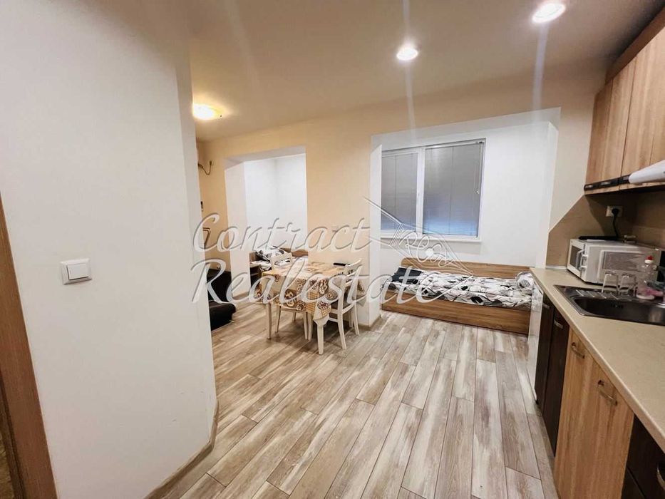 Дава се под наем Едностаен апартамент в Варна, Автогара - 18 кв.м за 306 € - Снимка #2