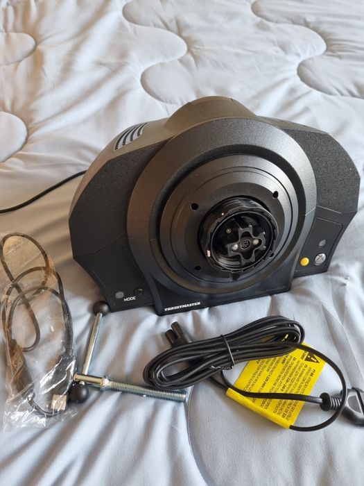 Thrustmaster tx Servo Base серво за симолатор често ново