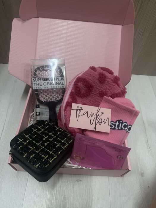 Боксы на 8 марта