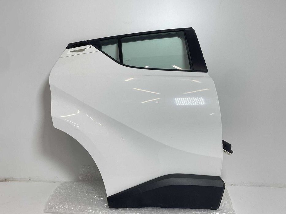 Toyota CHR врати брони