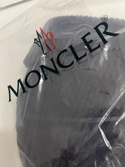Caciula Moncler