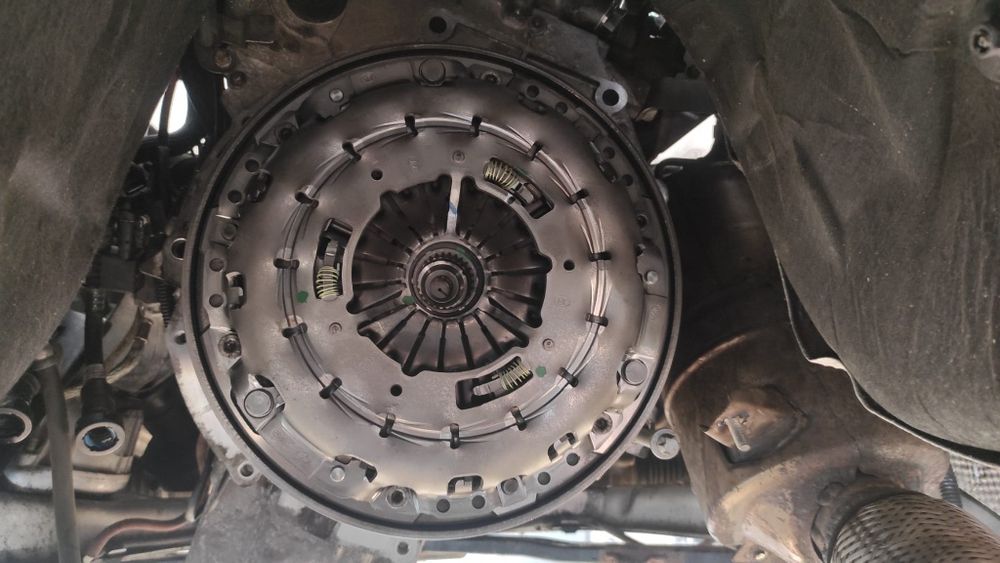 BMW Seria 3 -2011 Proprietar- Distribuție noua