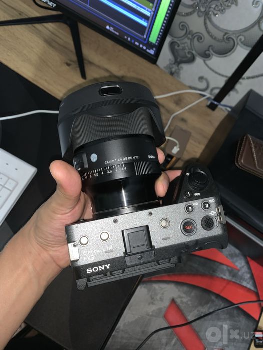 Sony fx3 sotiladi yangi ochilgan bir ikkimarta ishlatilgan
