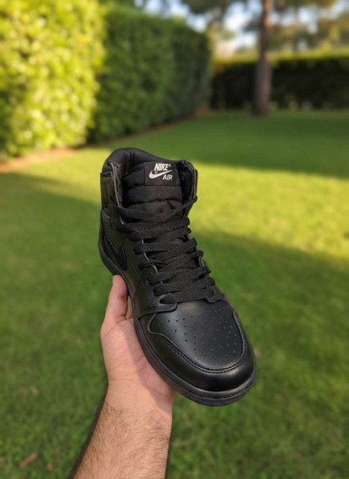 Adidasi Jordan 1 High Triple Black - Full Box