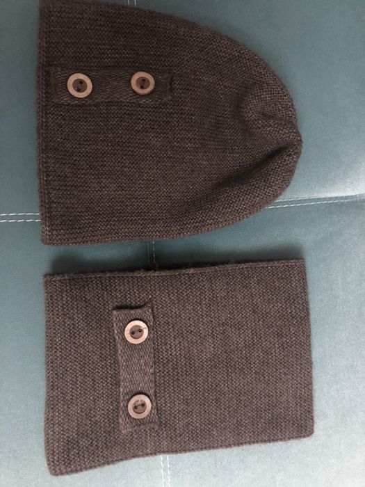 Продается шапка и снуд.