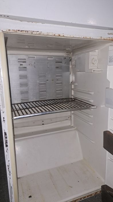Продам холодильник.