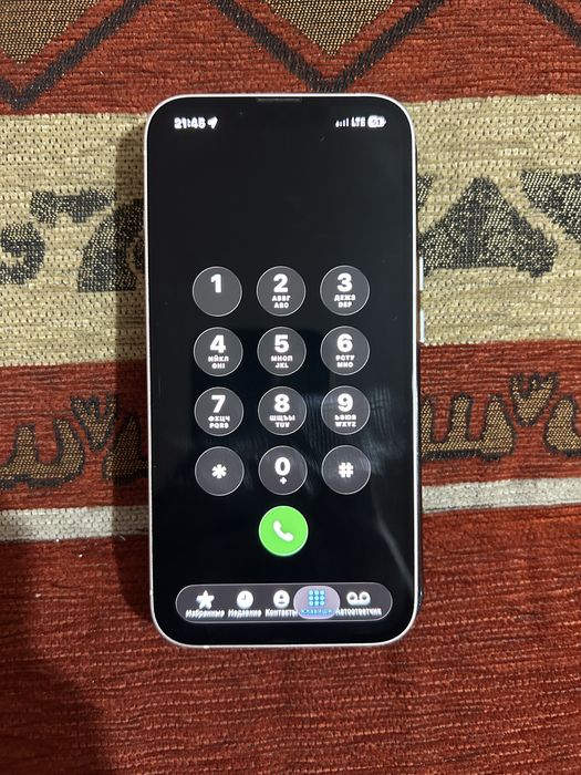 Айфон 13 в хорошем состаянии