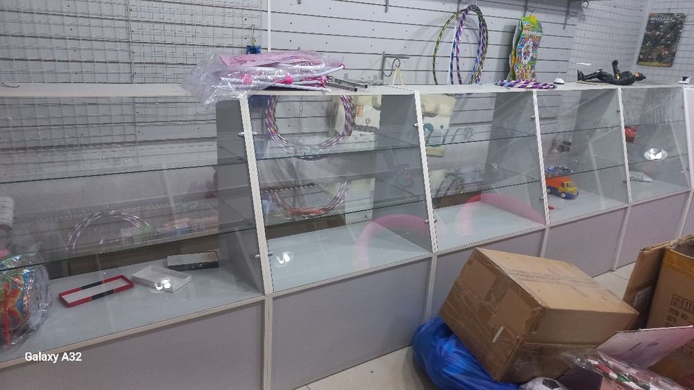 Срочно продам  прилавки
