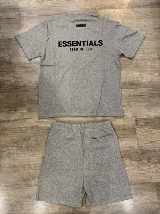 Esentials Тениска Къси гащи Сет Essentials shorts