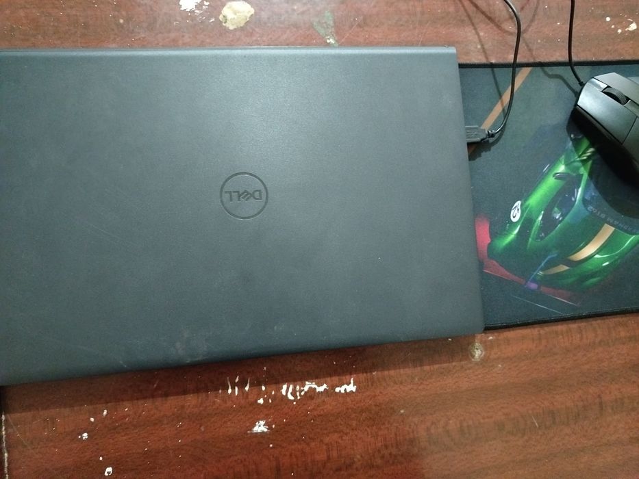 Noutbook DellVostro Corei 13,ram 8gb,xotira 512gb, 6 oy kafolati bilan