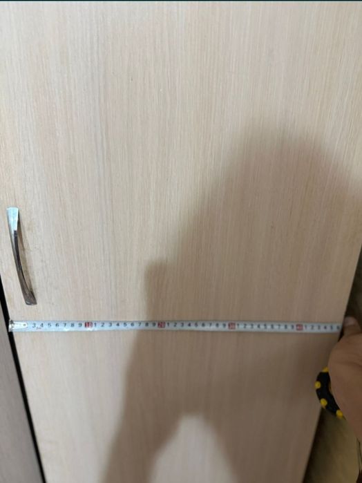 Шкаф под потолок