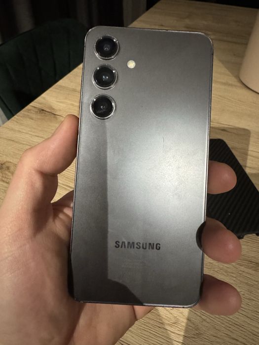 Vand Samsung S24 256 gb cu garantie