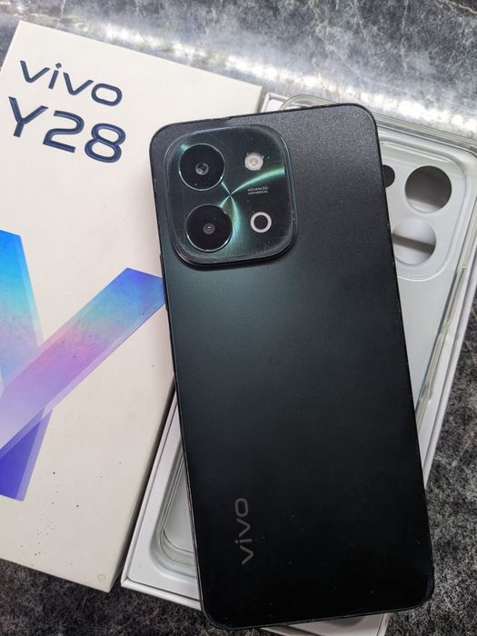 Vivo Y28 смартфон