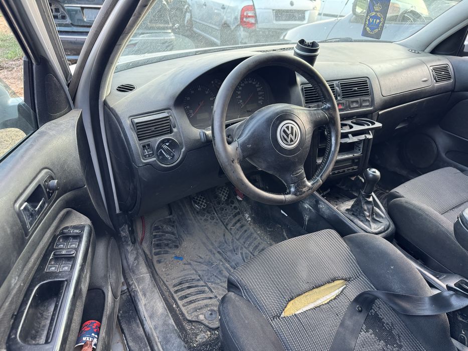 Vw Golf 4 1.6i 101hp 1999г На Части