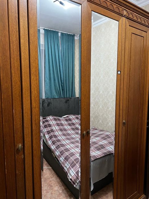 продам большой шкаф