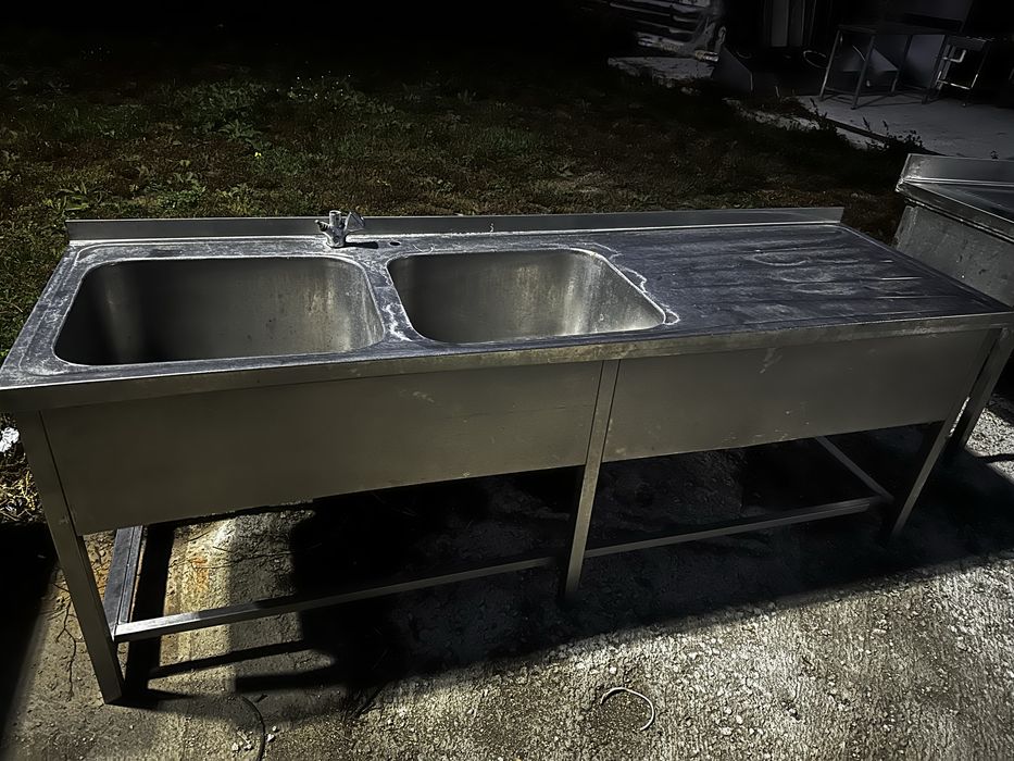 Мивка с две корита и плот десен