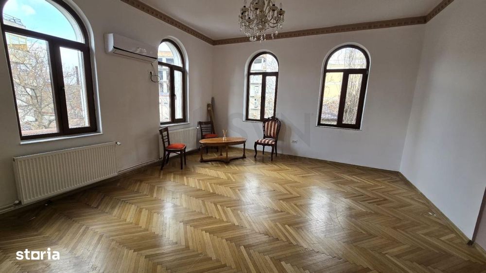 Oportunitate 3 Camere in Vila 112 mp Ferdinand — fotografia 1